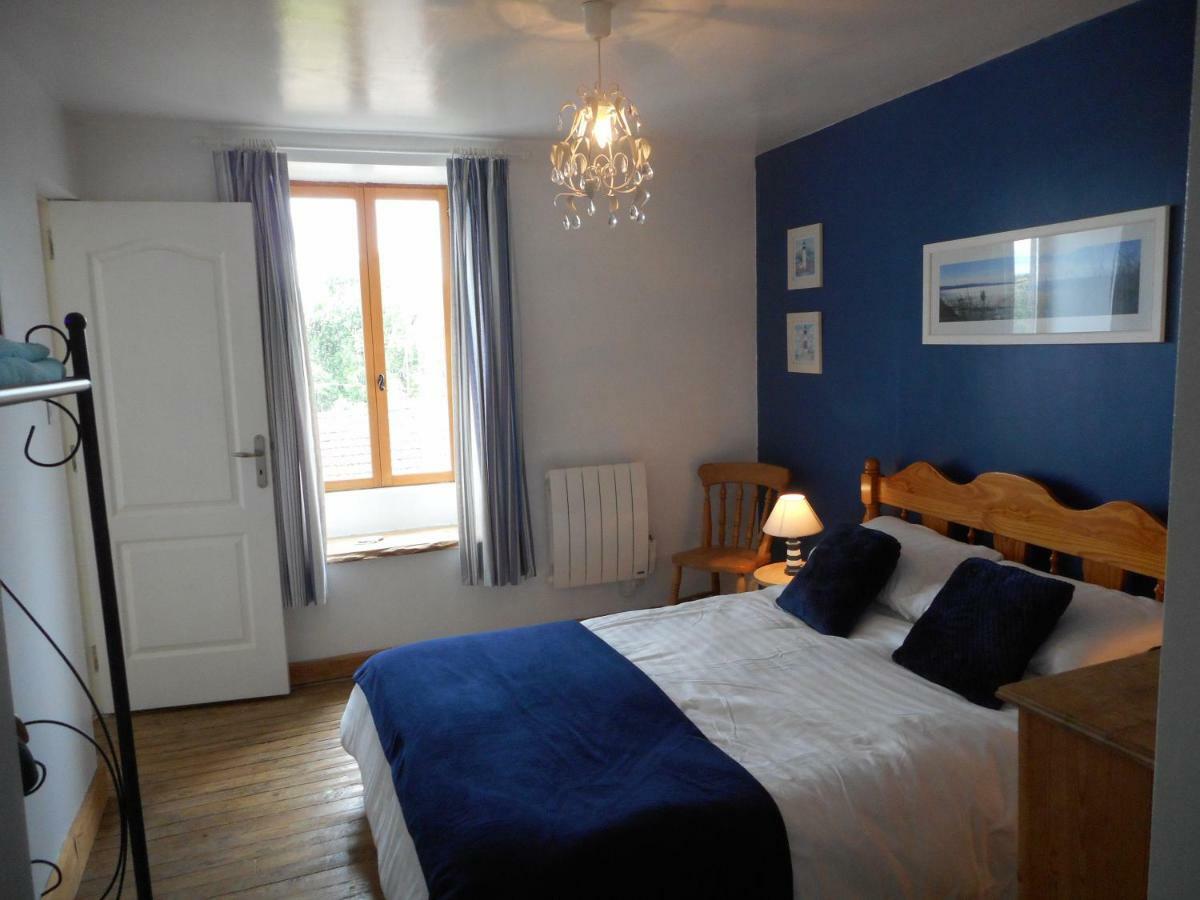 Bed and Breakfast 38 Friaudour Saint-Pardoux-lʼOrtigier Exterior foto